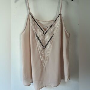 41 Hawthorn cream colored tank top